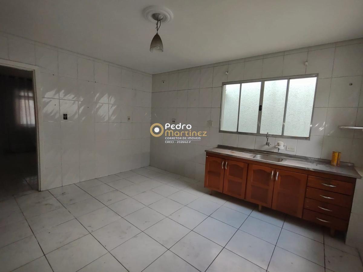 Casa à venda com 5 quartos, 190m² - Foto 12