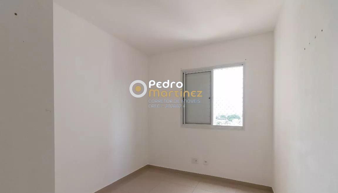 Apartamento à venda com 2 quartos, 55m² - Foto 15