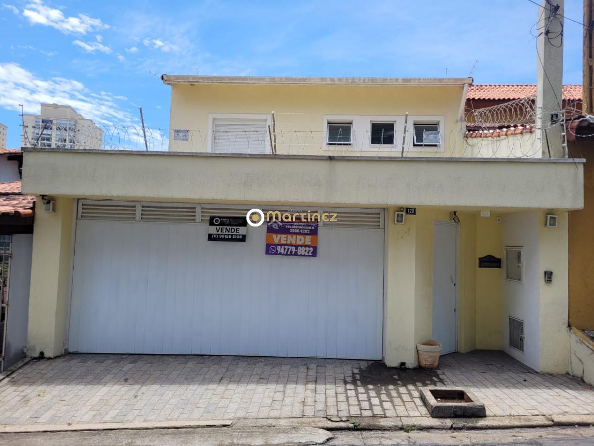 Sobrado à venda com 3 quartos, 270m² - Foto 1