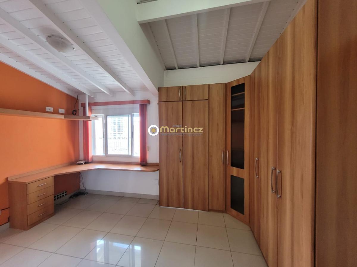 Sobrado à venda com 3 quartos, 270m² - Foto 39