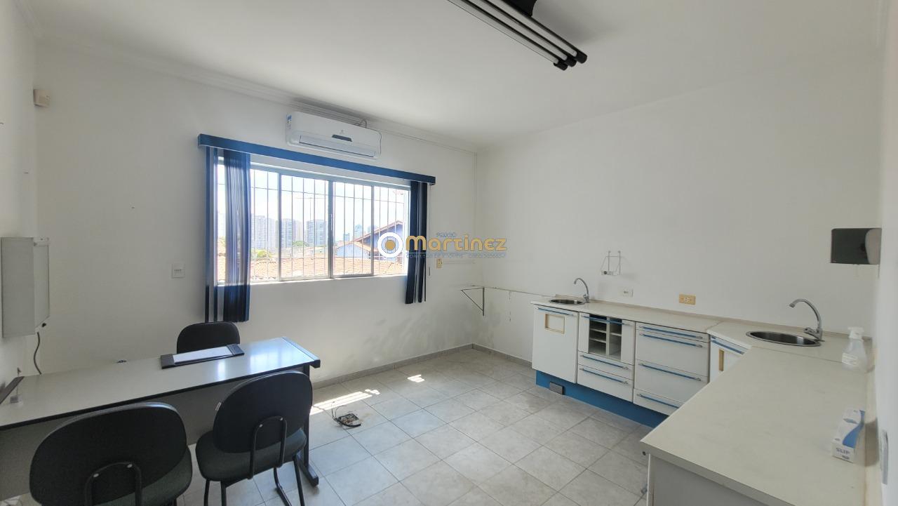 Sobrado à venda, 220m² - Foto 4