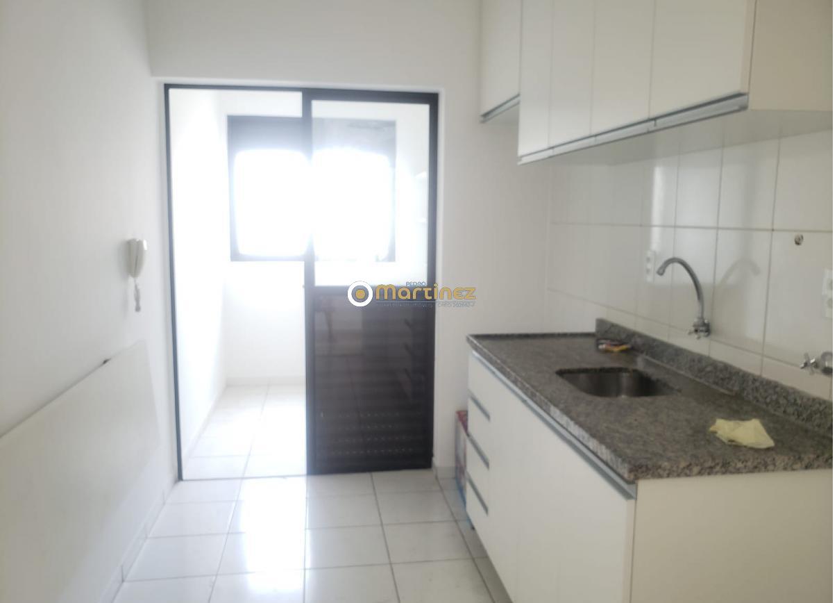 Apartamento à venda com 2 quartos, 59m² - Foto 8