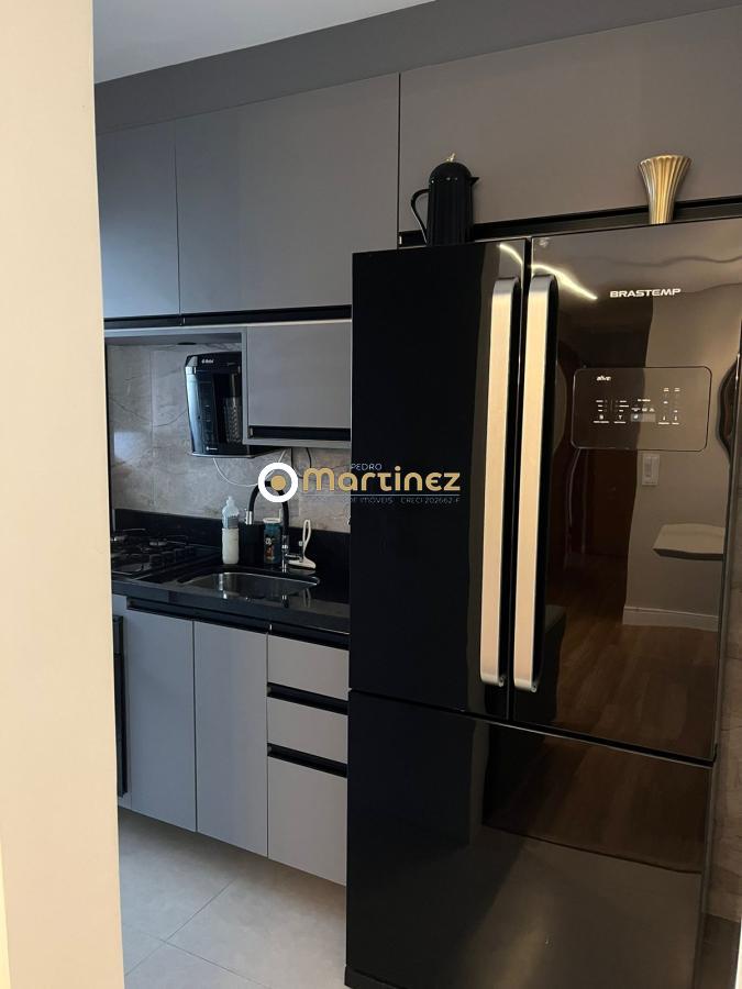 Apartamento à venda com 3 quartos, 64m² - Foto 8