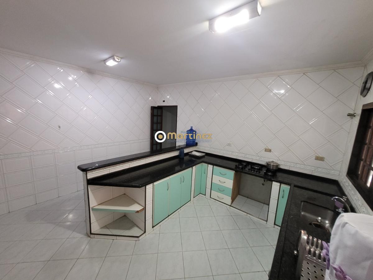 Sobrado à venda com 3 quartos, 350m² - Foto 35