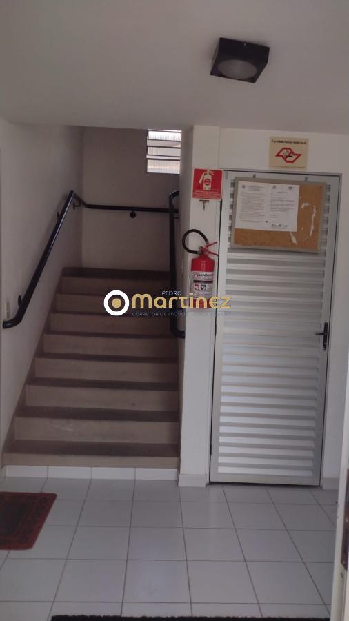 Apartamento à venda com 2 quartos, 56m² - Foto 2