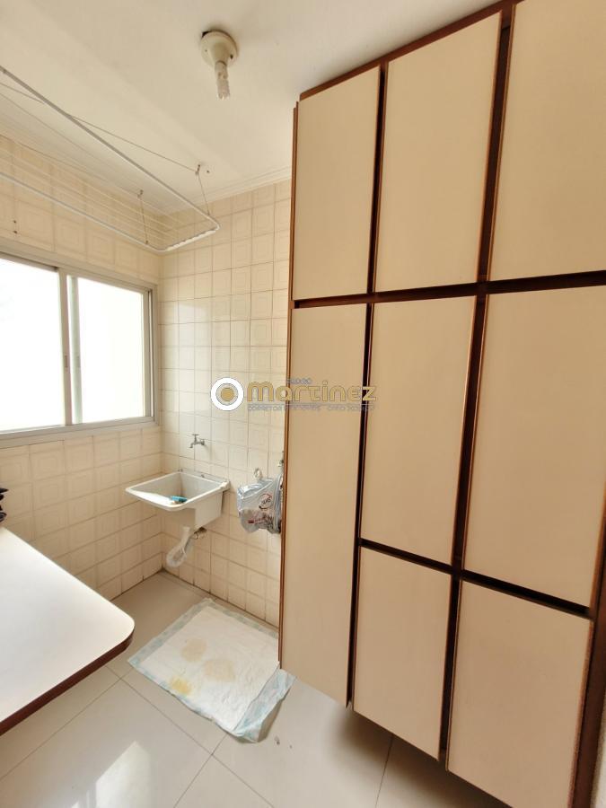 Apartamento à venda com 2 quartos, 70m² - Foto 17