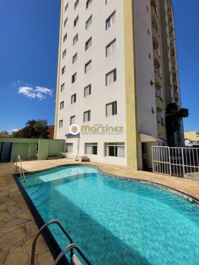 Apartamento à venda com 2 quartos, 70m² - Foto 1