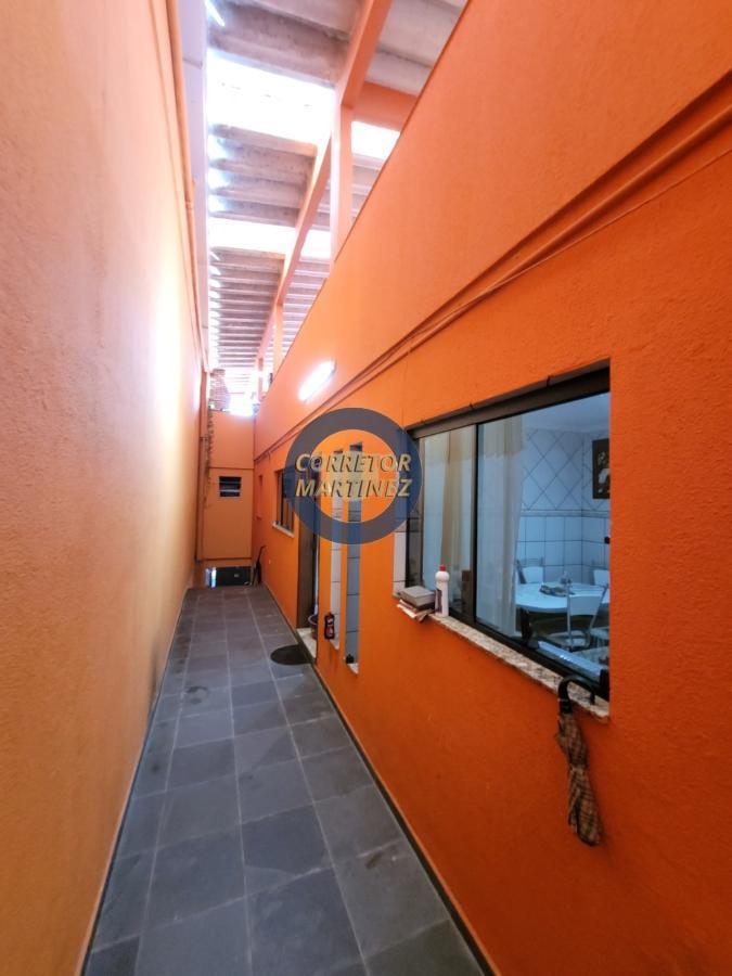 Sobrado à venda com 3 quartos, 200m² - Foto 17