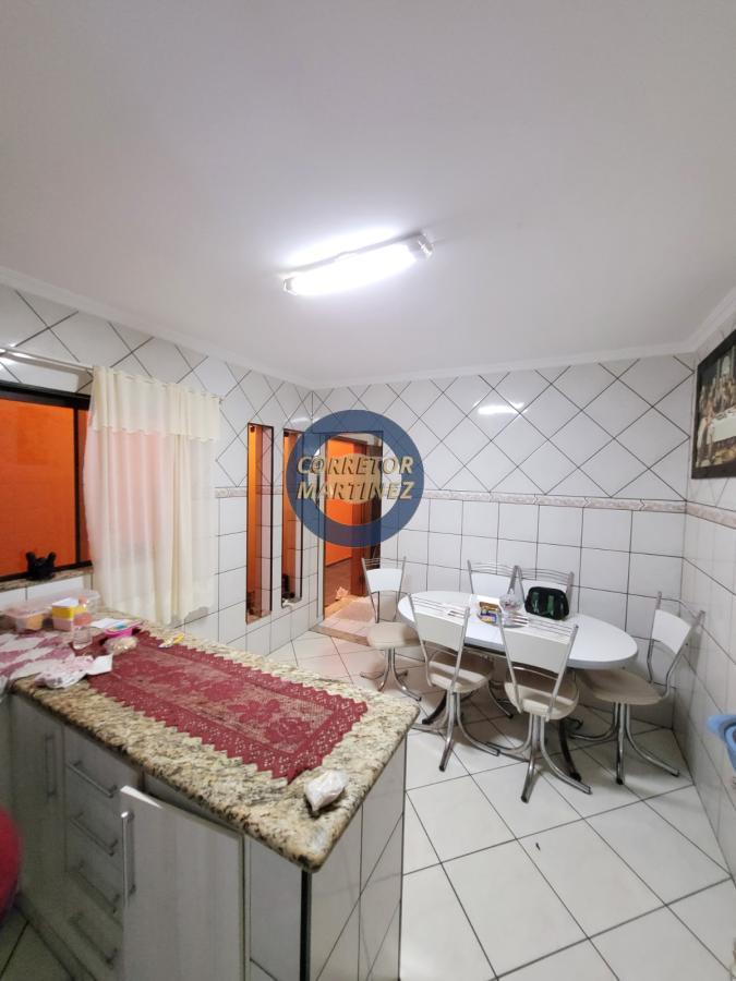 Sobrado à venda com 3 quartos, 200m² - Foto 19