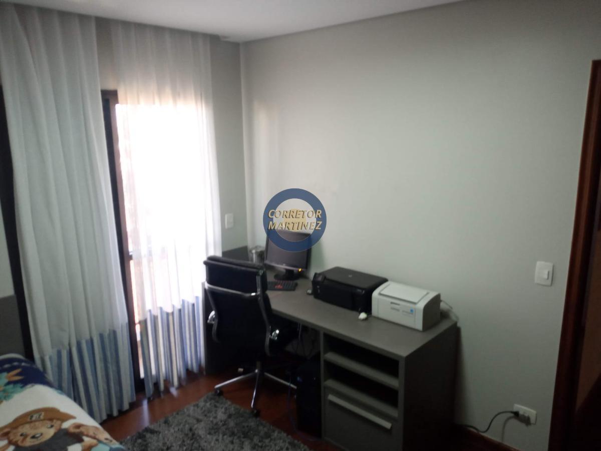 Apartamento para alugar com 3 quartos, 130m² - Foto 9