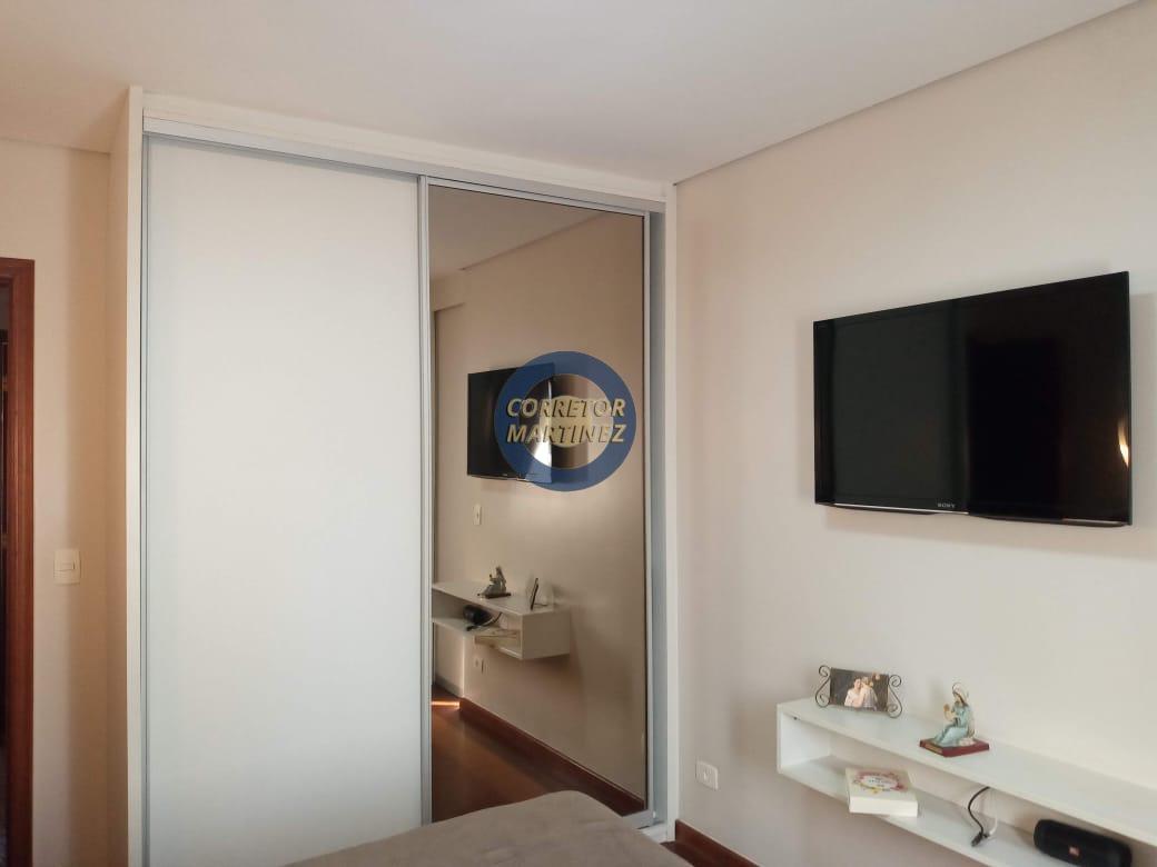 Apartamento para alugar com 3 quartos, 130m² - Foto 21