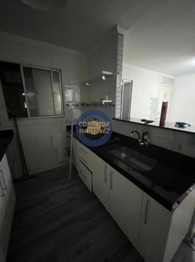 Apartamento à venda com 2 quartos, 45m² - Foto 32