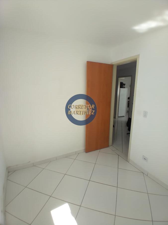 Apartamento à venda com 2 quartos, 44m² - Foto 11