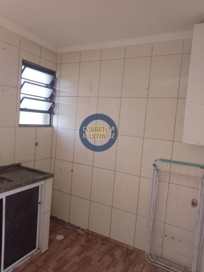 Casa à venda com 2 quartos, 40m² - Foto 5