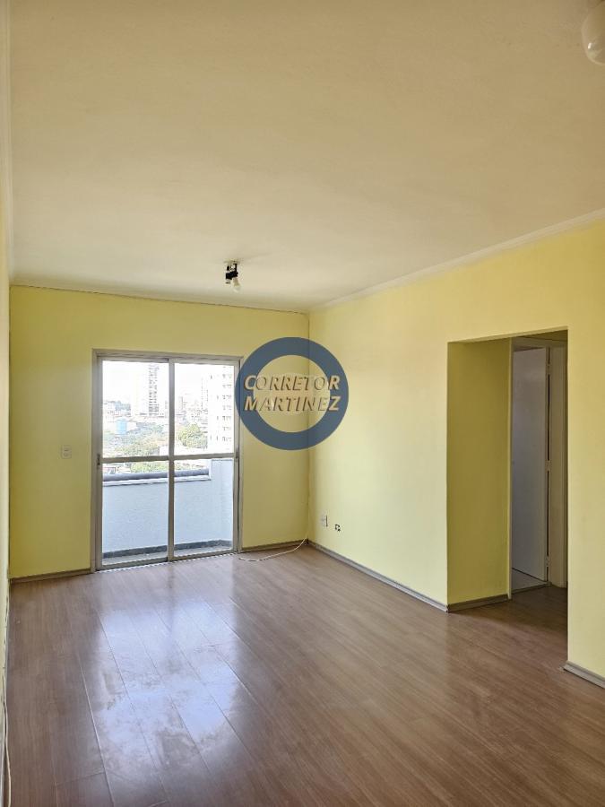 Apartamento à venda com 2 quartos, 70m² - Foto 3