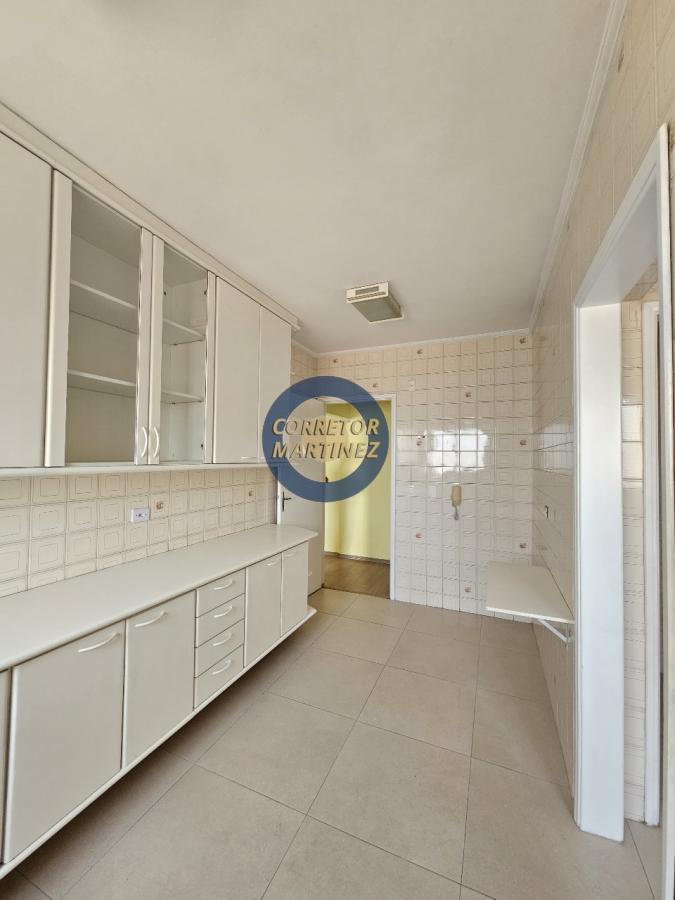 Apartamento à venda com 2 quartos, 70m² - Foto 10