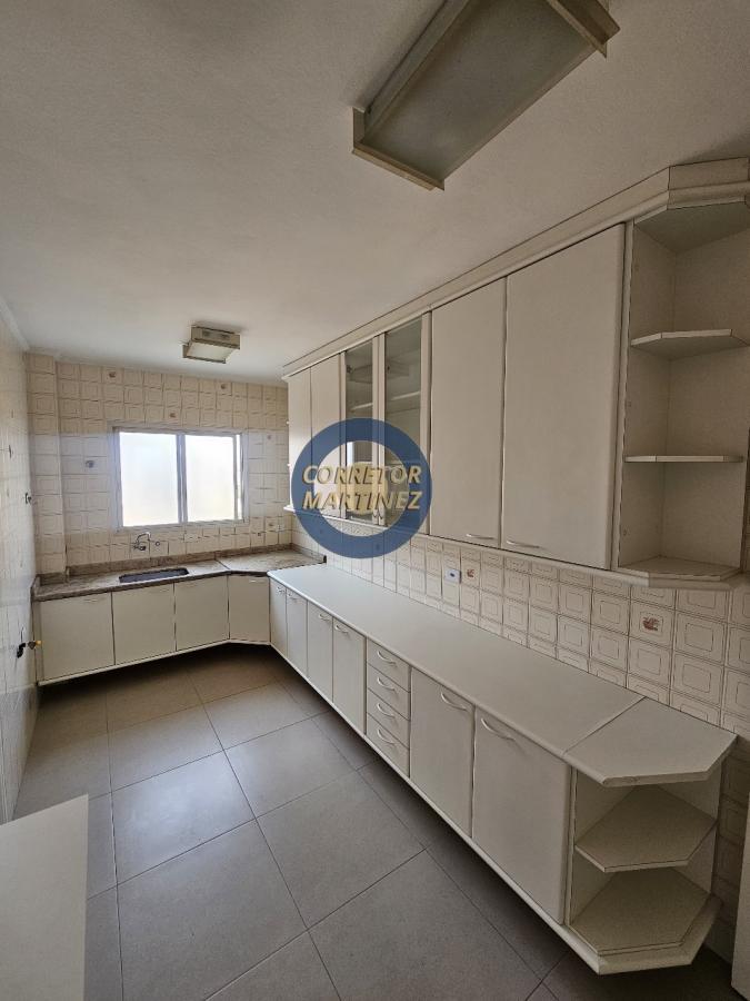 Apartamento à venda com 2 quartos, 70m² - Foto 16