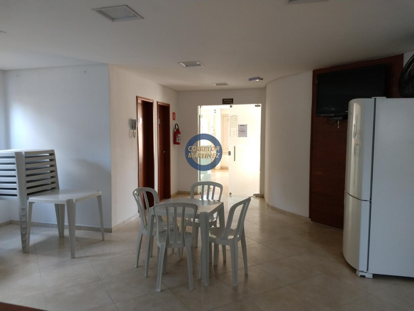 Apartamento à venda com 3 quartos, 70m² - Foto 4